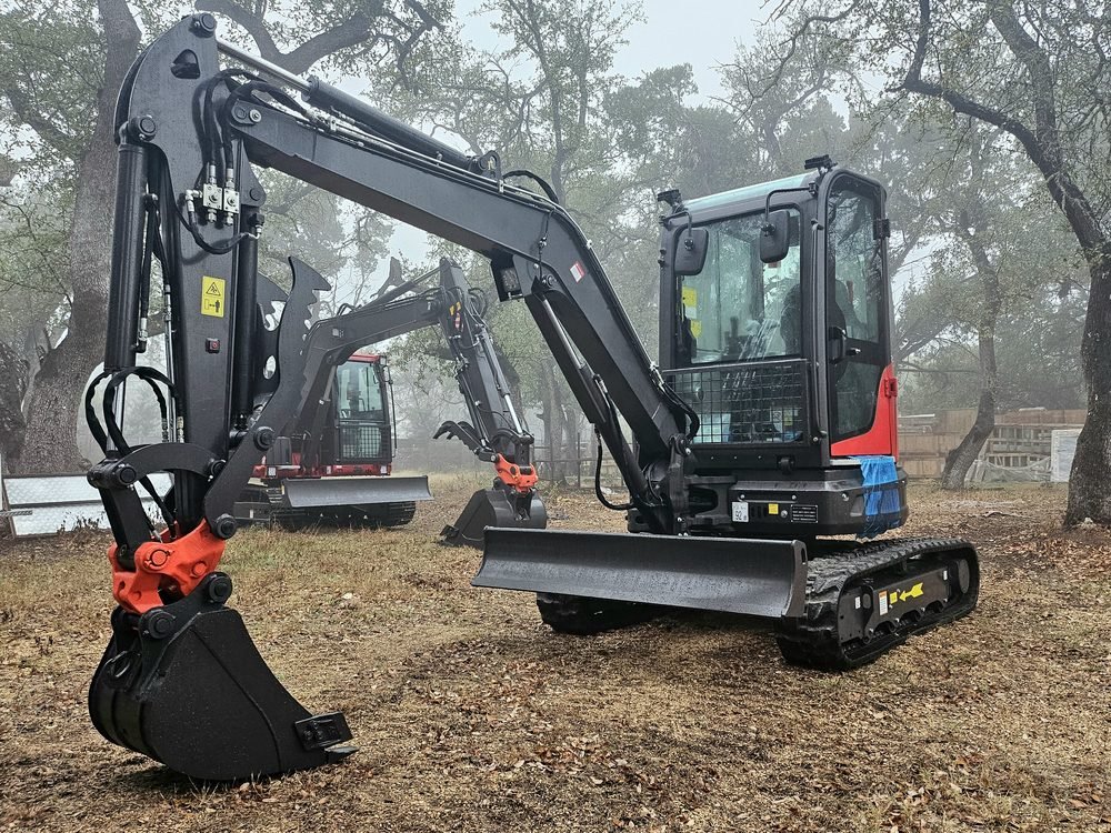 Rhinoceros USA Equipment